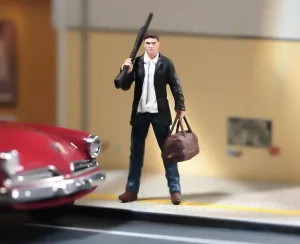 1:64 Painted Figure Model Miniature Resin Diorama Sand Killer Suit Man Gun Toy