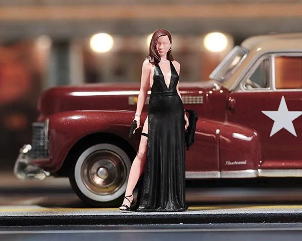 1:64 Painted Figure Model Miniature Resin Diorama Sand Sexy Lady Gun Killer Collection