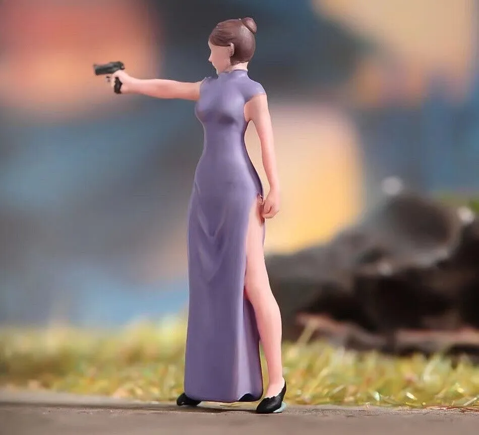 1:64 Painted Figure Model Miniature Resin Diorama Toy Gun Wielding Lady Assassin New Collection
