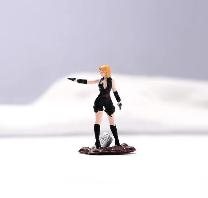 1:64 Painted Unpainted Figure Model Miniature Resin Diorama Killer Lady with Gun New