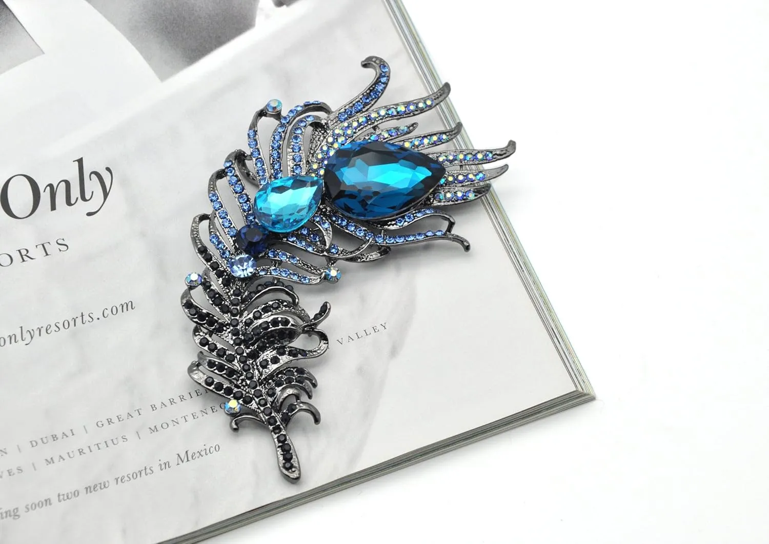 Brooch Pin Gyn&Joy Antique amplify terrain sully Peacock Feather Turquoise Rhinestone Crystal 