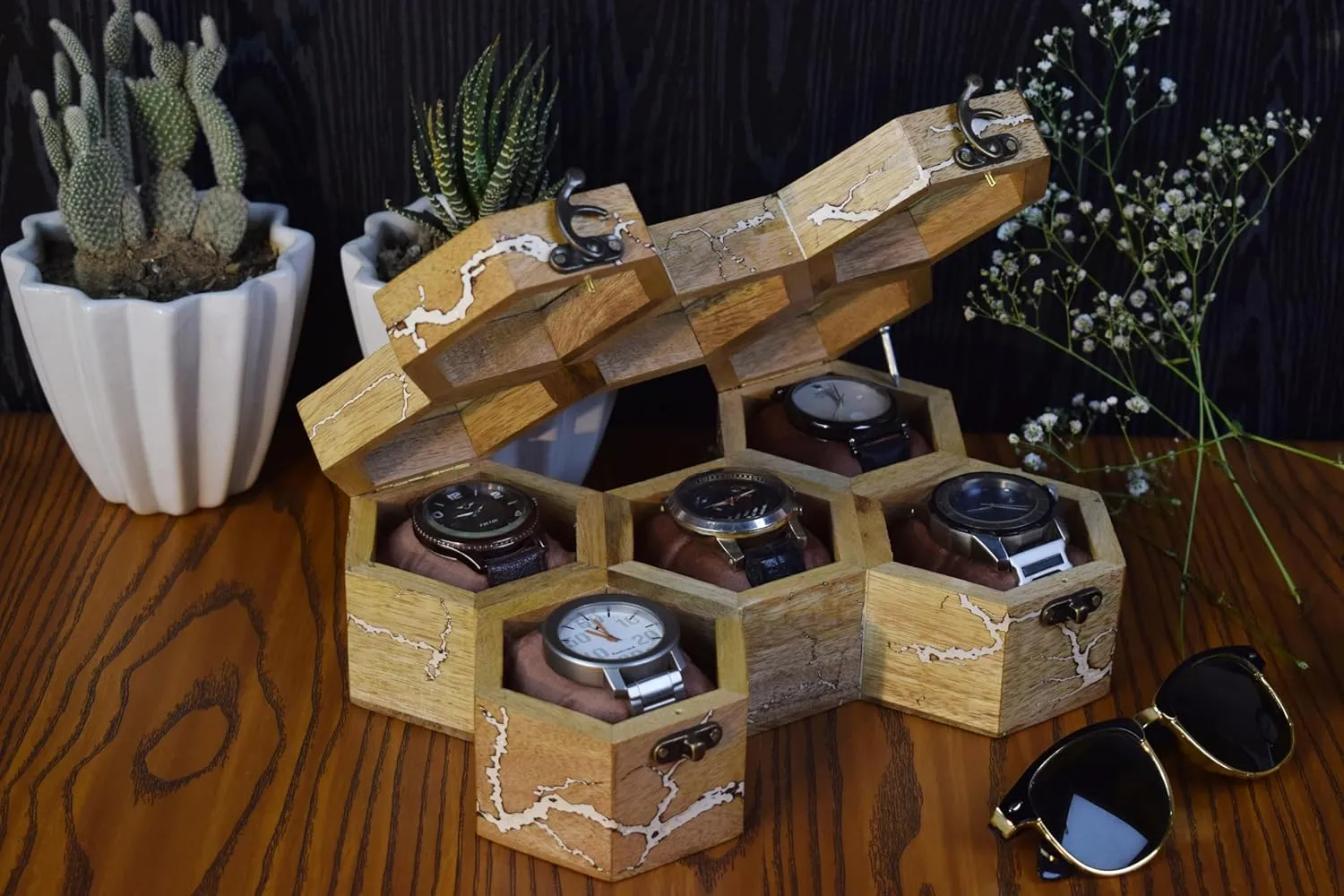 Display Case for 5 Watches �C Easy Access$ Huge Storage & Vintage Lock Mechanism (White Litchenberg) Elevate Your Watch Collections with vascular incline eocene nomadic The Legacy �C Premium Watch 