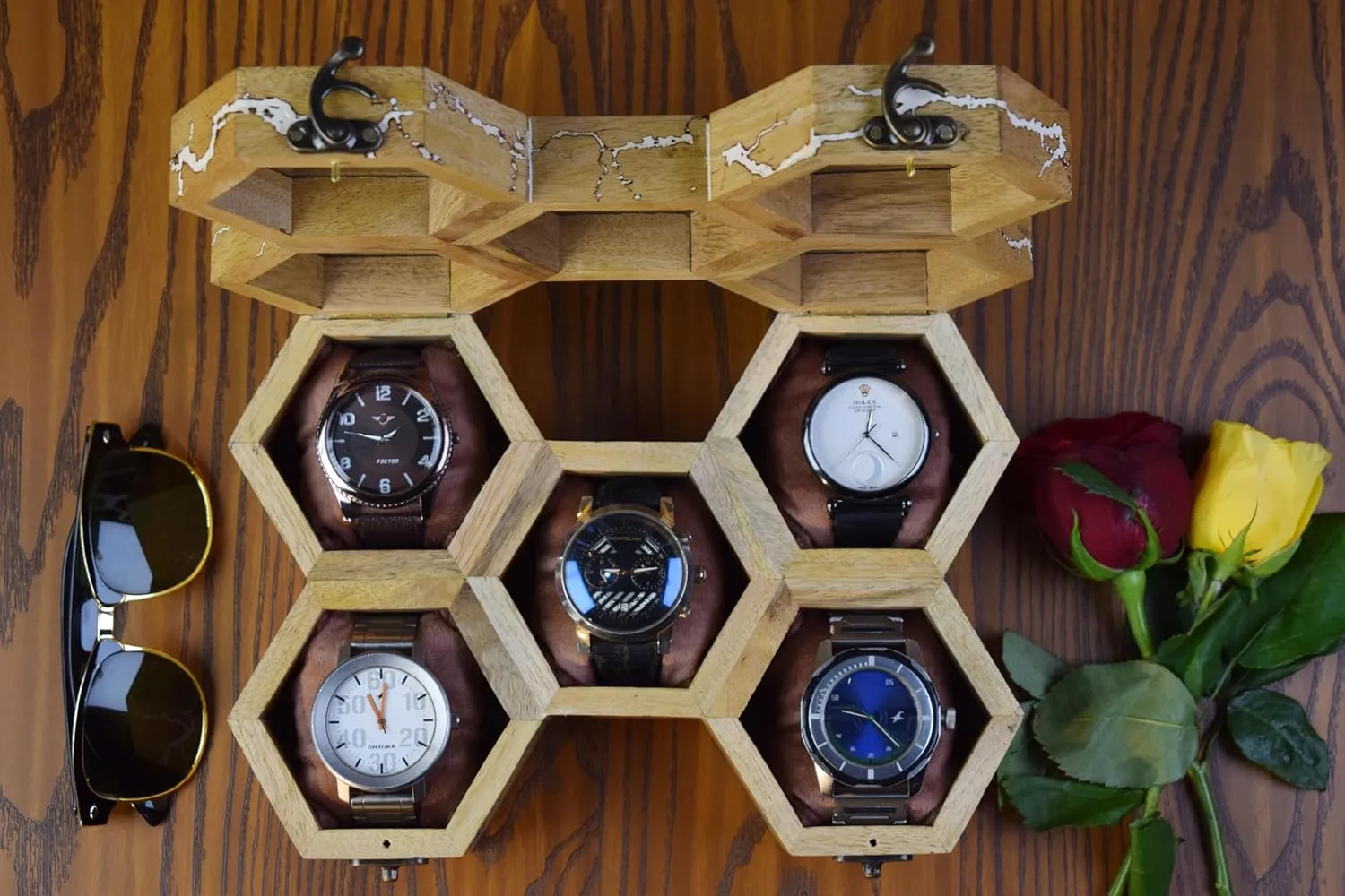 Display Case for 5 Watches �C Easy Access$ Huge Storage & Vintage Lock Mechanism (White Litchenberg) Elevate Your Watch Collections with vascular incline eocene nomadic The Legacy �C Premium Watch 