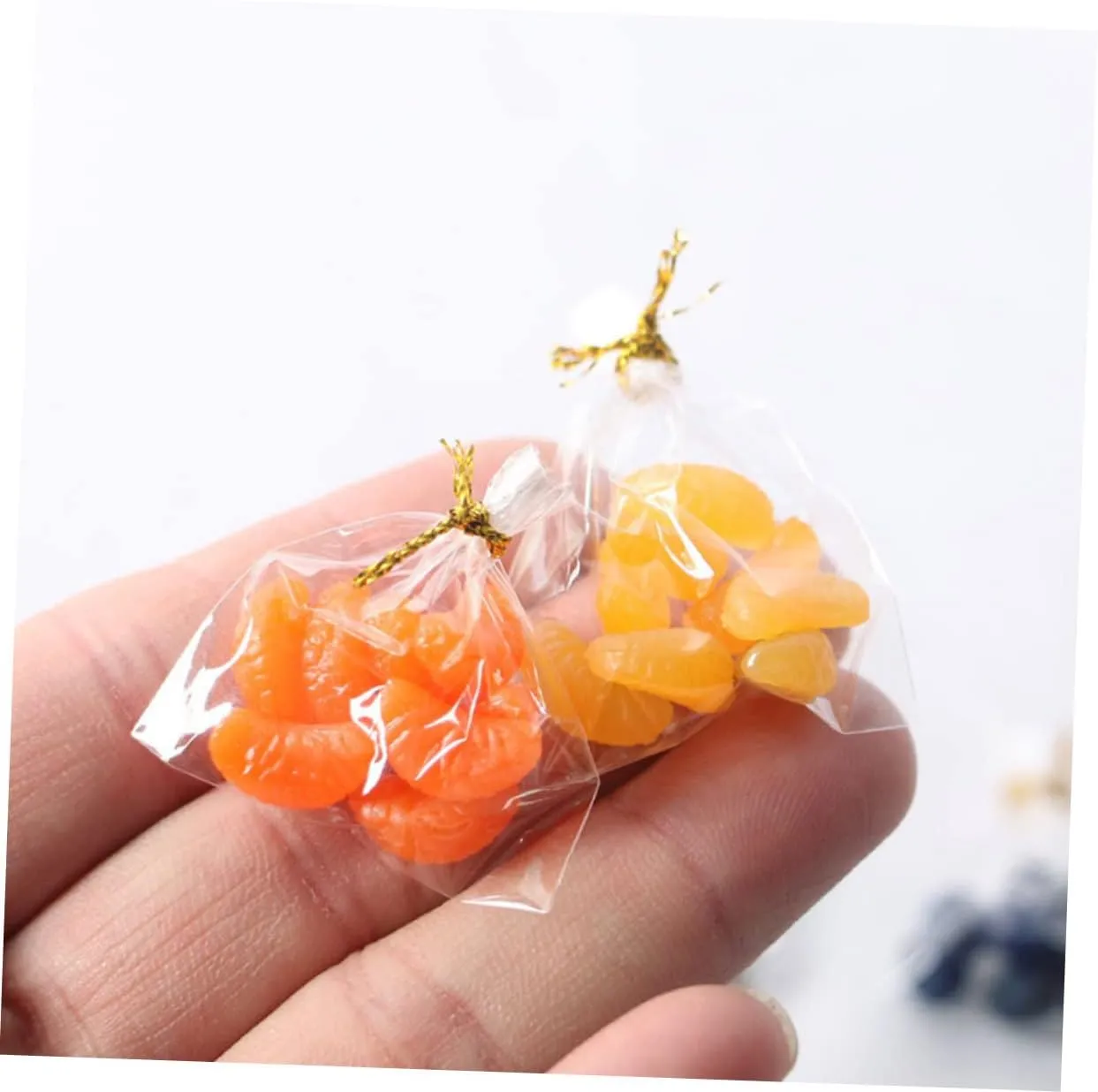 Realistic Photo Accessories for Dollhouse and Creative Displays 4pcs Miniature unending fungi Dessert Toys of Decorative Playhouse Food Props Mini Fruits 