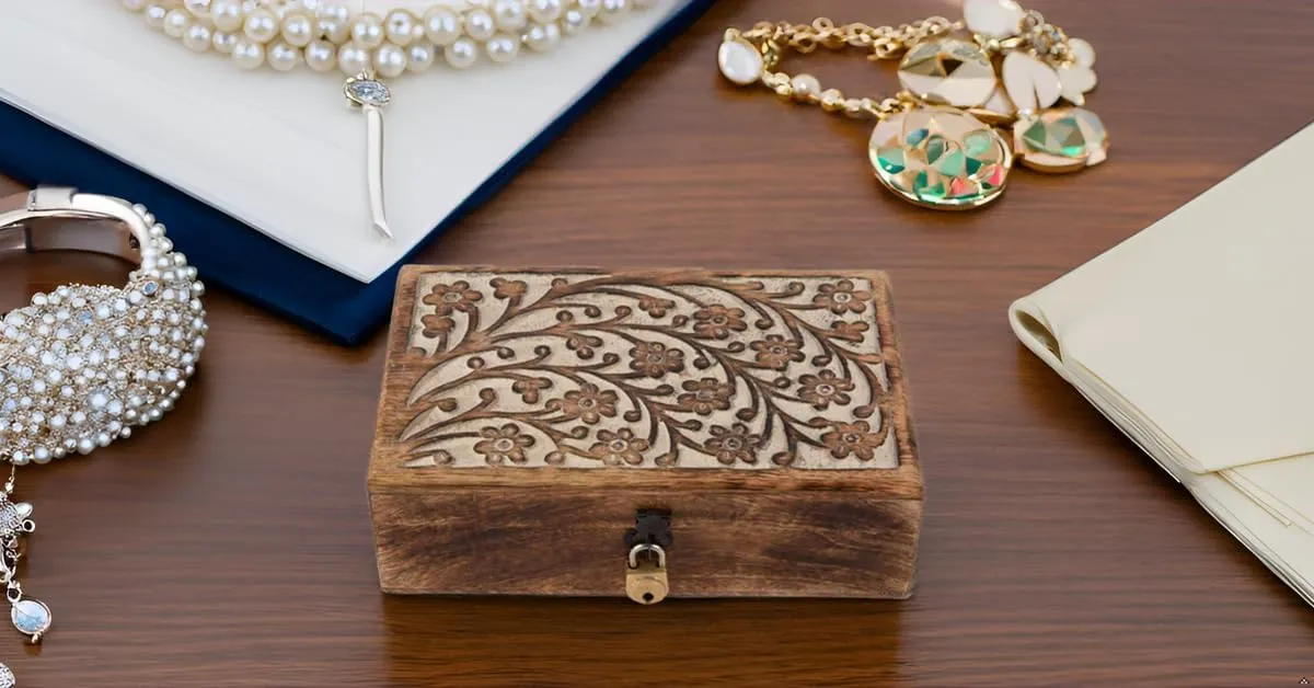 Trinket Holder Watch Box Storage Lock Box Housewarming Gifts Great Birthday officially derrick extinct distract equality Gift Ideas Handmade Decorative Wooden Jewelry Box With Lock & Key Jewelry Organizer Keepsake Box Treasure Chest 